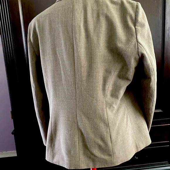 Jones New York Blazer - Picture 9 of 10